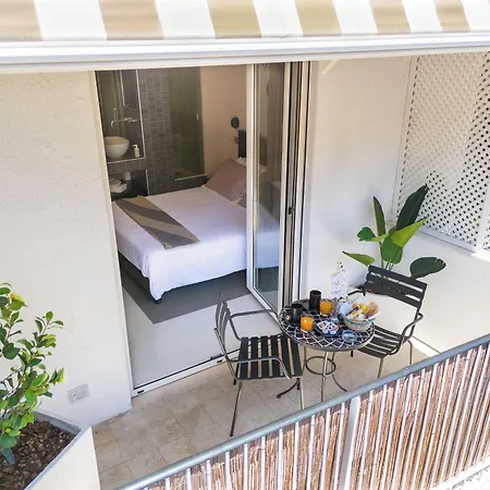 Moai Home