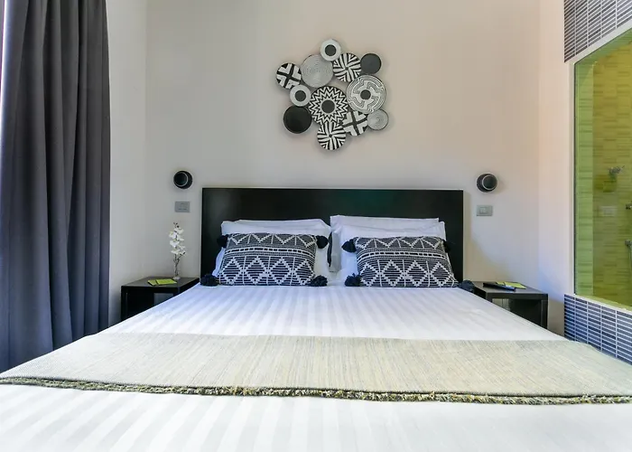 Moai 4* Rome