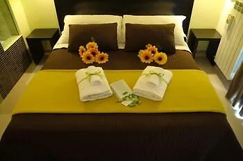 Moai 4* Rome