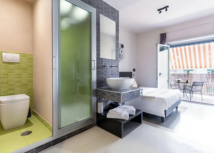 Bed & Breakfast Moai 4*